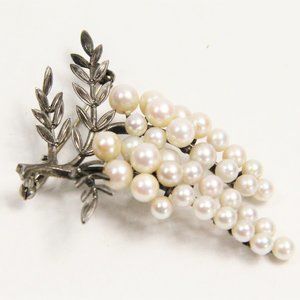 VERY FINE EUROPEAN SILVER & PEARL GRAPES BROOCH